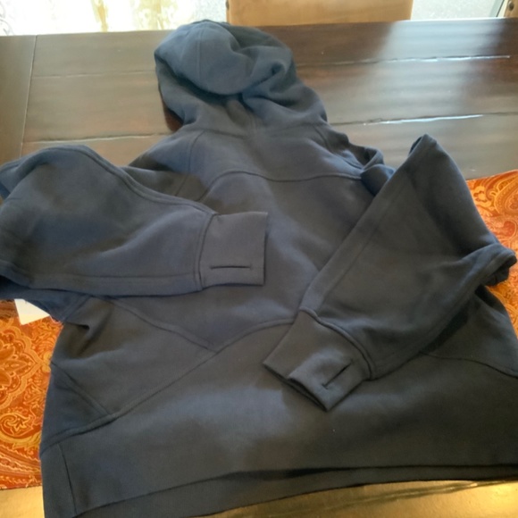 Lululemon Scuba Oversized 1/2 Zip Hoodie , true navy size XS/S, NWT, sold Out - Picture 4 of 4